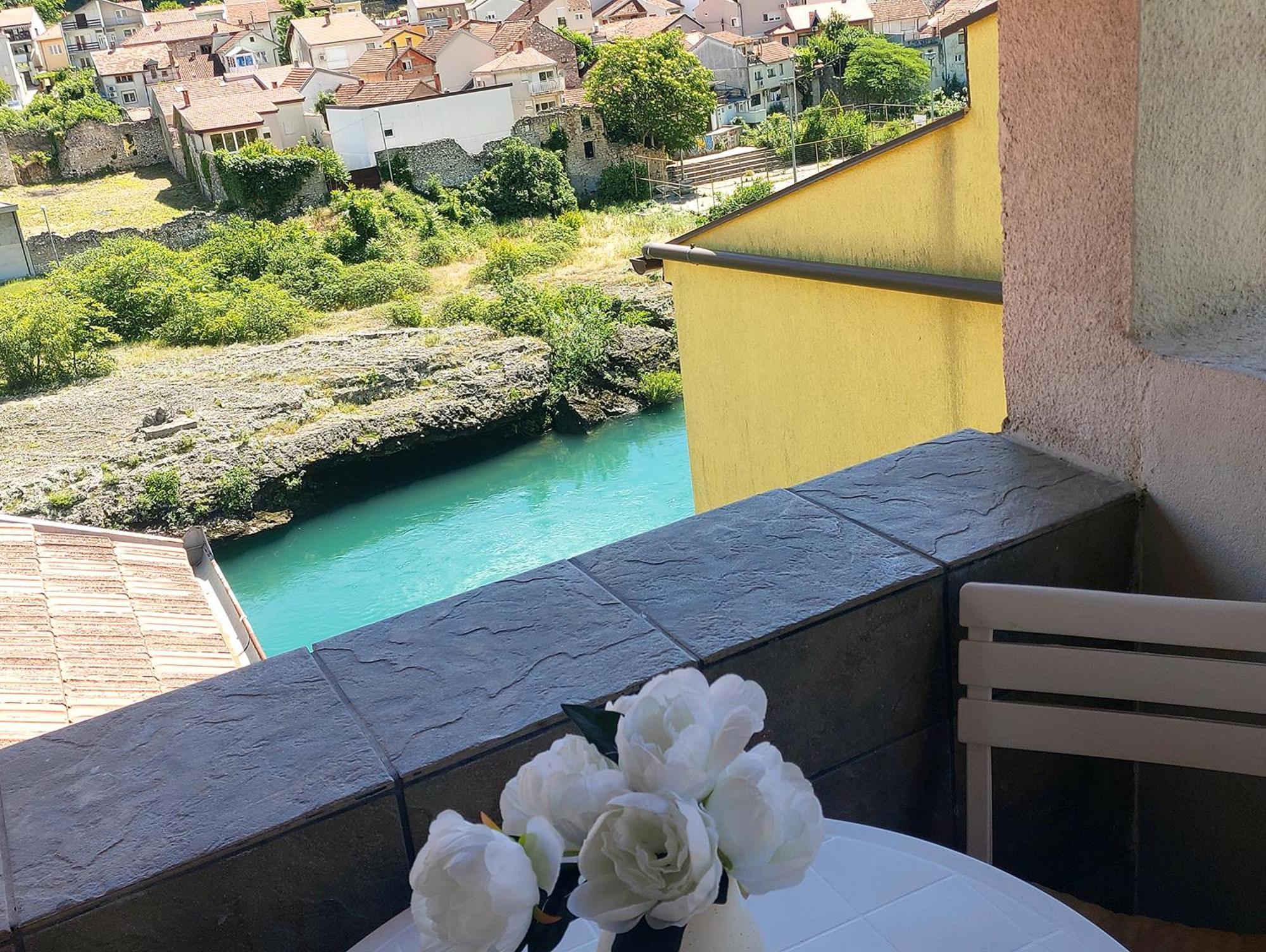 Zara Apartment With Terrace Near Old Town Mostar Exteriér fotografie
